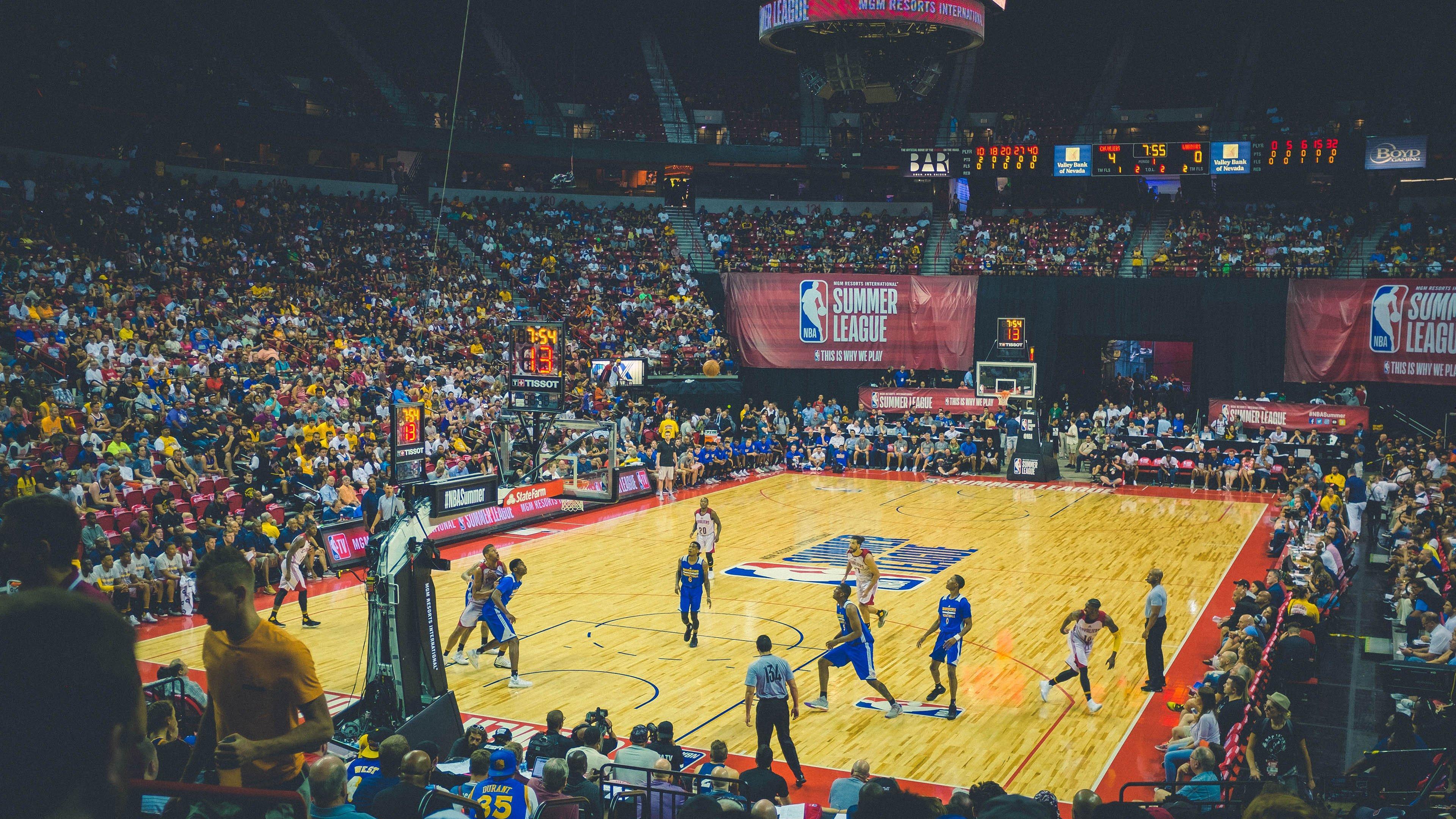 【华体会】从洛国富滞留事件看职业足球，精细化管理刻不容缓，以人为本服务需先行